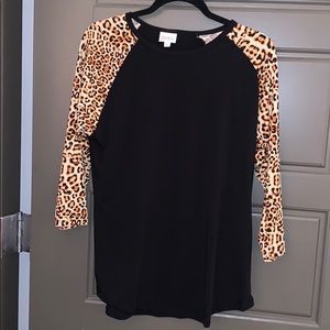 LuLaRoe Randy Tee